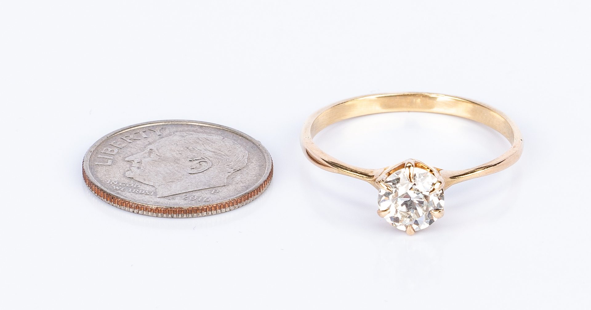 Lot 444: 1 ct Diamond Engagement Ring