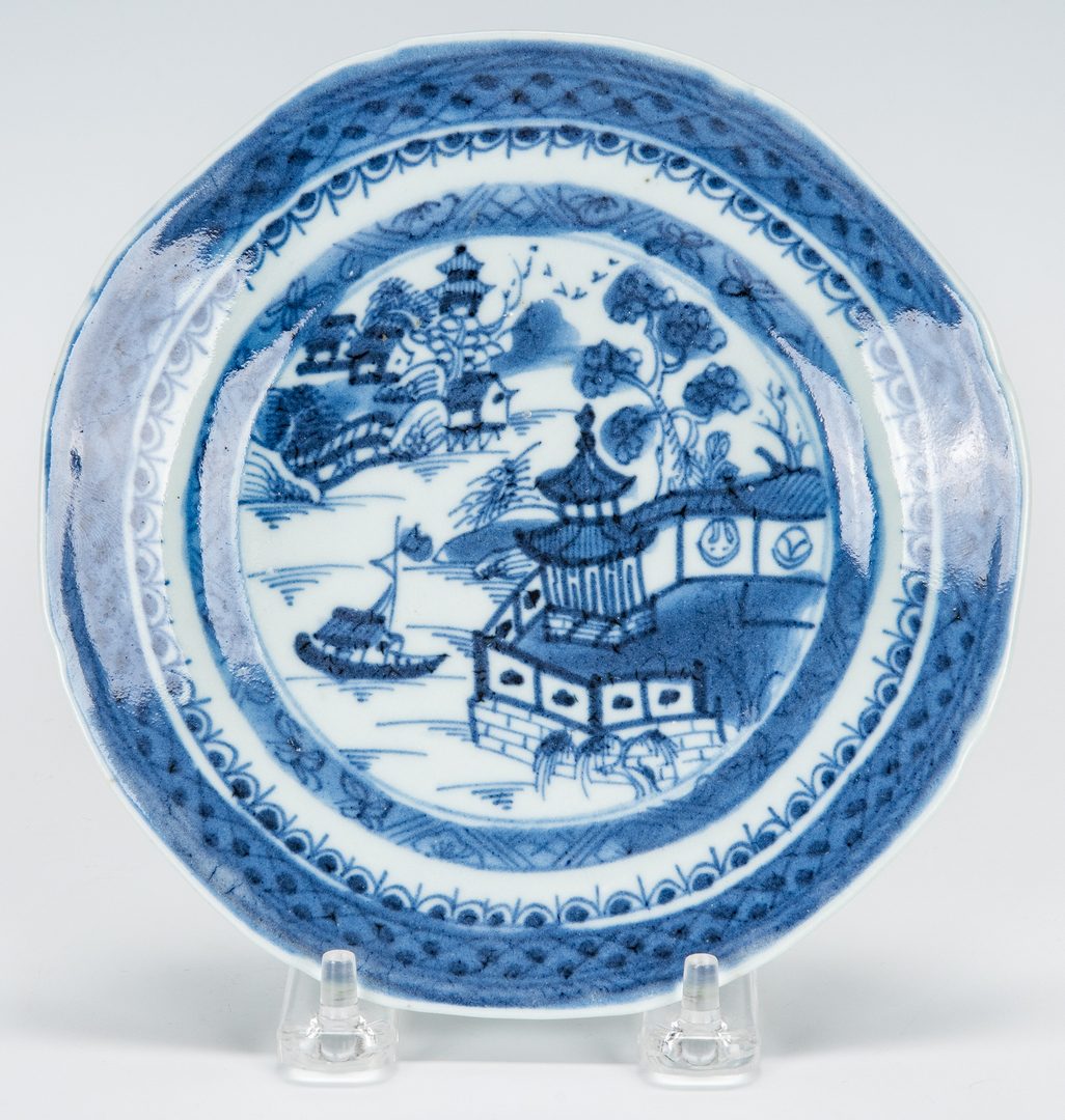 Lot 475: 10 Pcs. Chinese Export Blue & White Porcelain