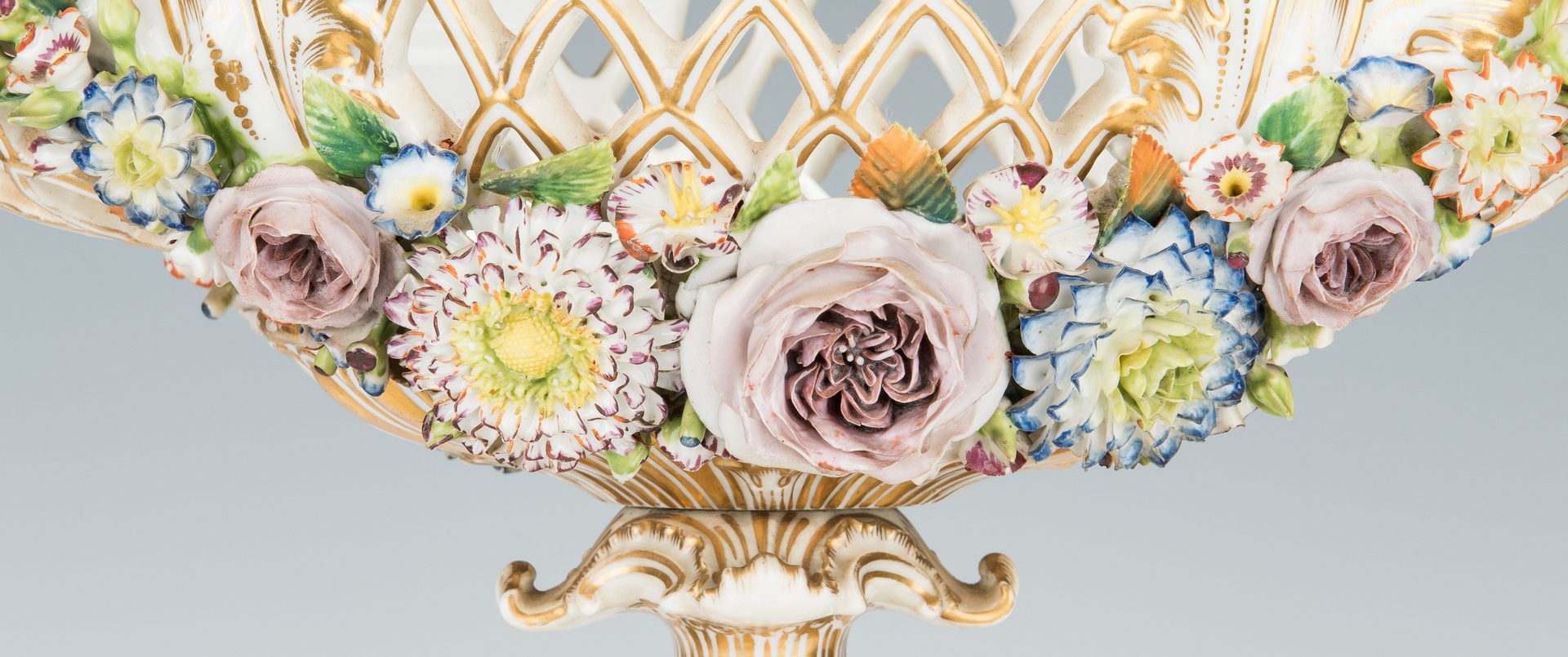 Lot 499: Floral encrusted Centerpiece, Dresden or Old Paris