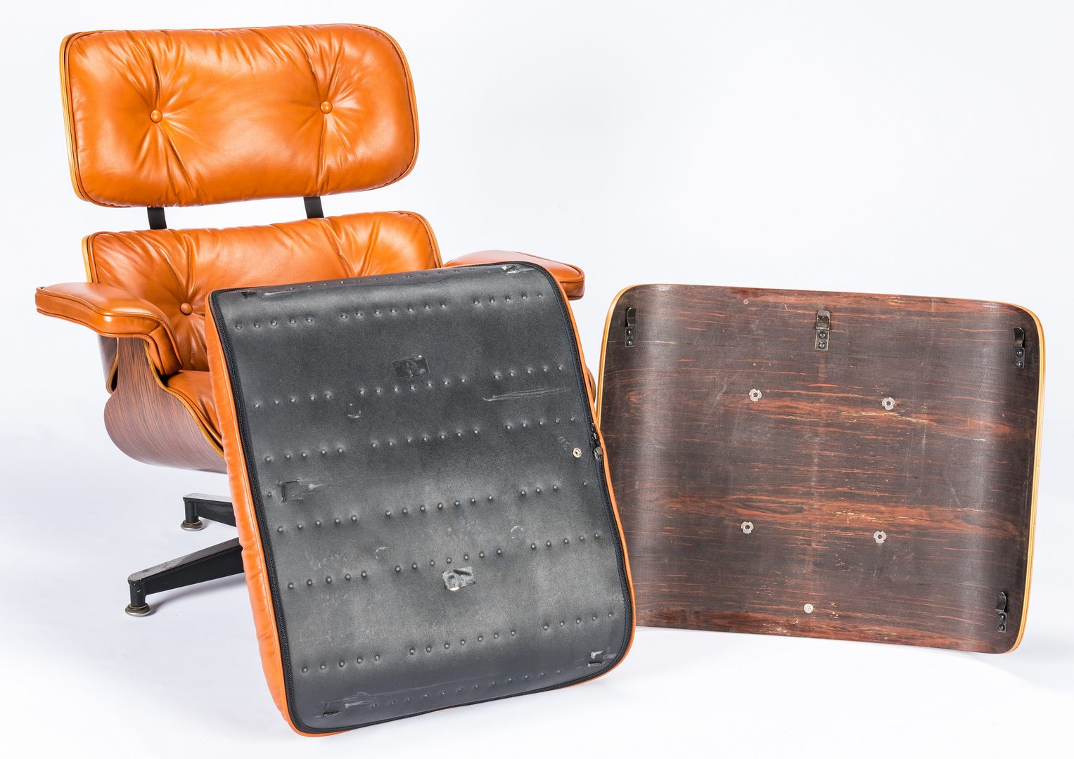 Lot 559: Eames Lounge Chair & Ottoman by Herman Miller