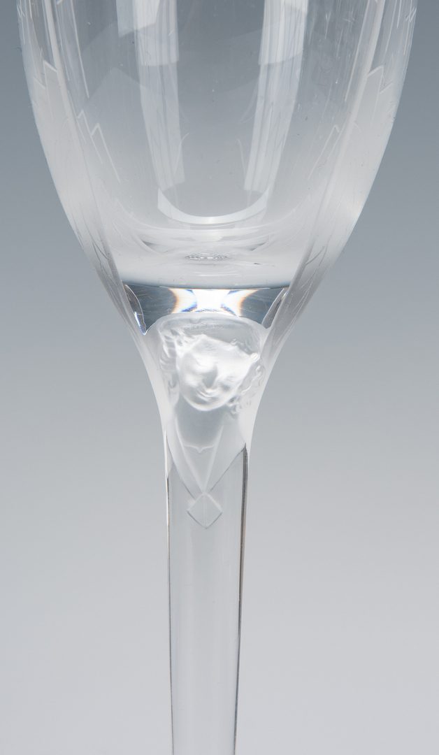 Lot 568: Set of 12 Lalique Champagne Flutes
