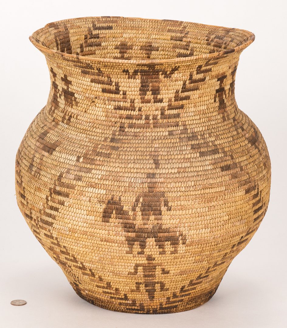 Lot 591: Large Apache Olla Basket, Figural decoration