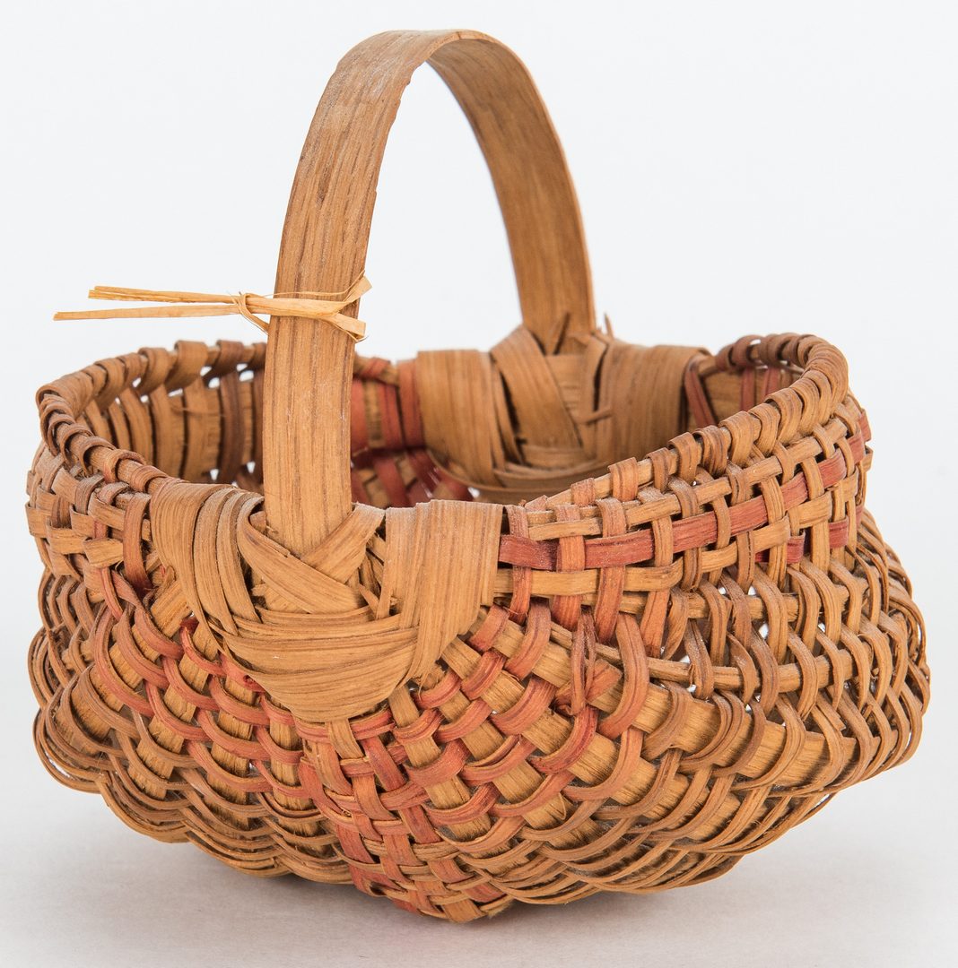 Lot 598: 5 Cherokee White Oak Baskets
