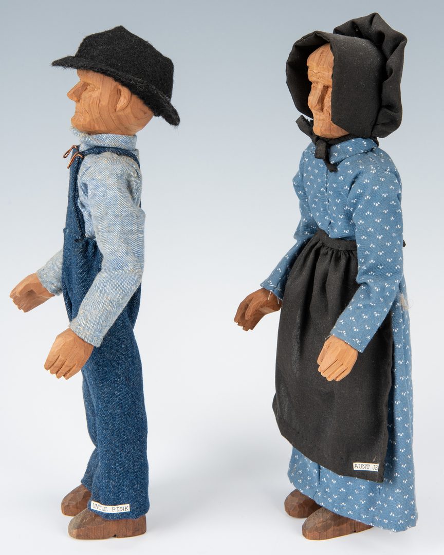 Lot 639: 4 TN Polly Page Folk Art Carved Dolls