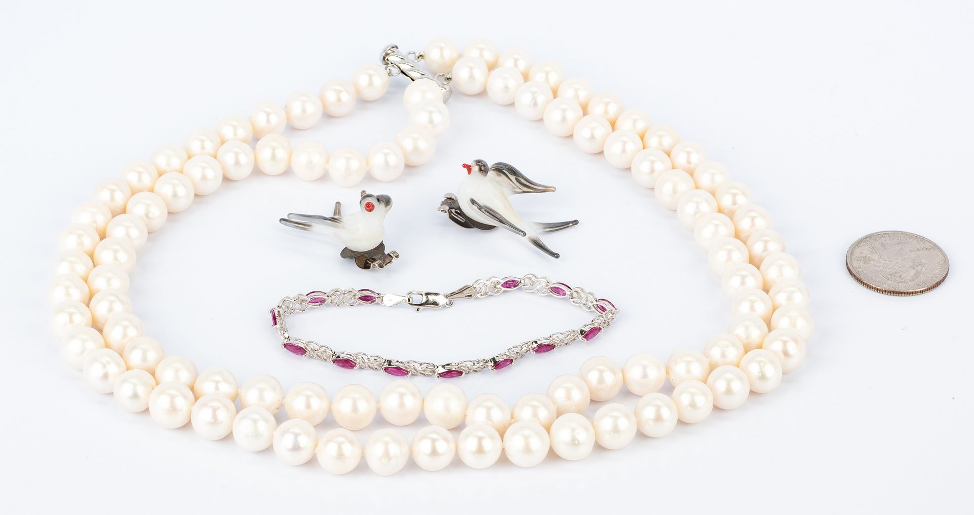 Lot 822: 3 items Jewelry, incl. Rubies and Pearls