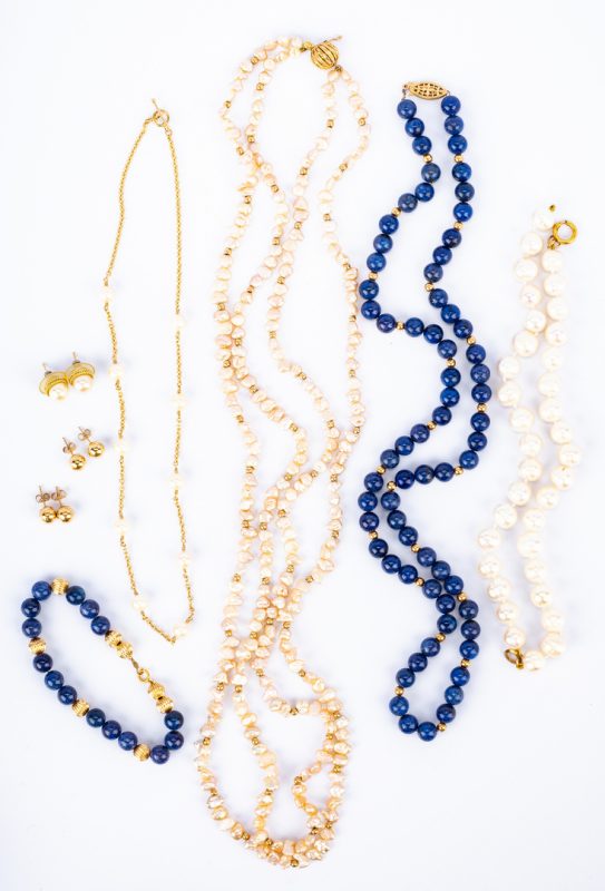 Lot 832: Group of 8 14K Pearl and Lapis Jewelry Items