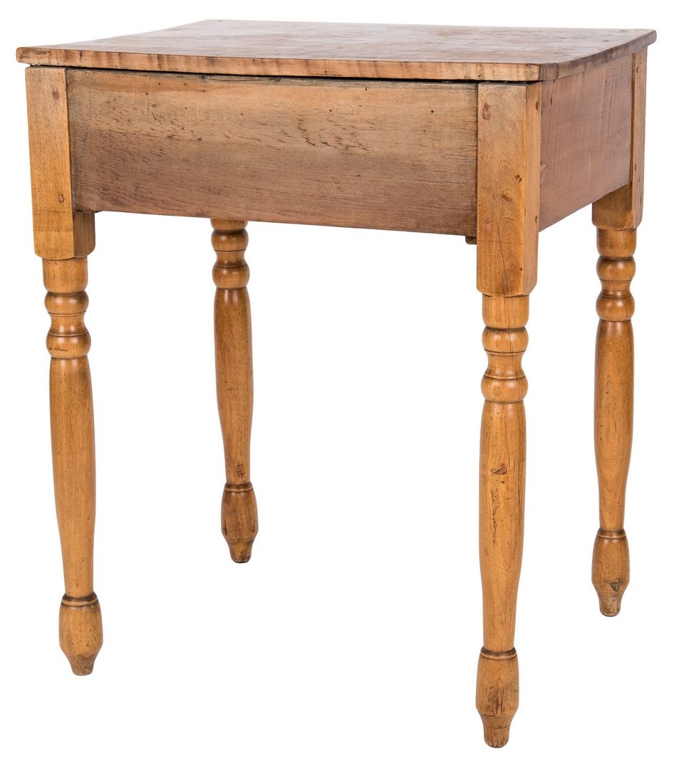 Lot 117: Tiger maple one drawer table
