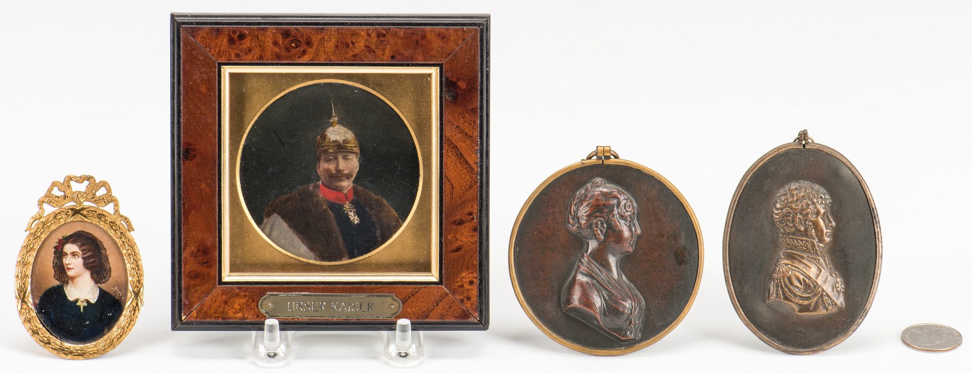 Lot 206: 4  Portraits and Medallions plus Art Nouveau Brooch