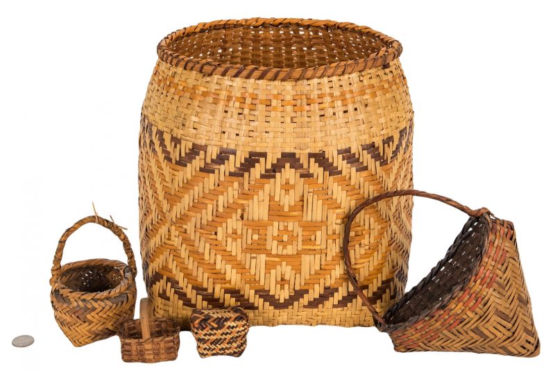 Lot 270: 5 Native American Baskets, incl. miniatures