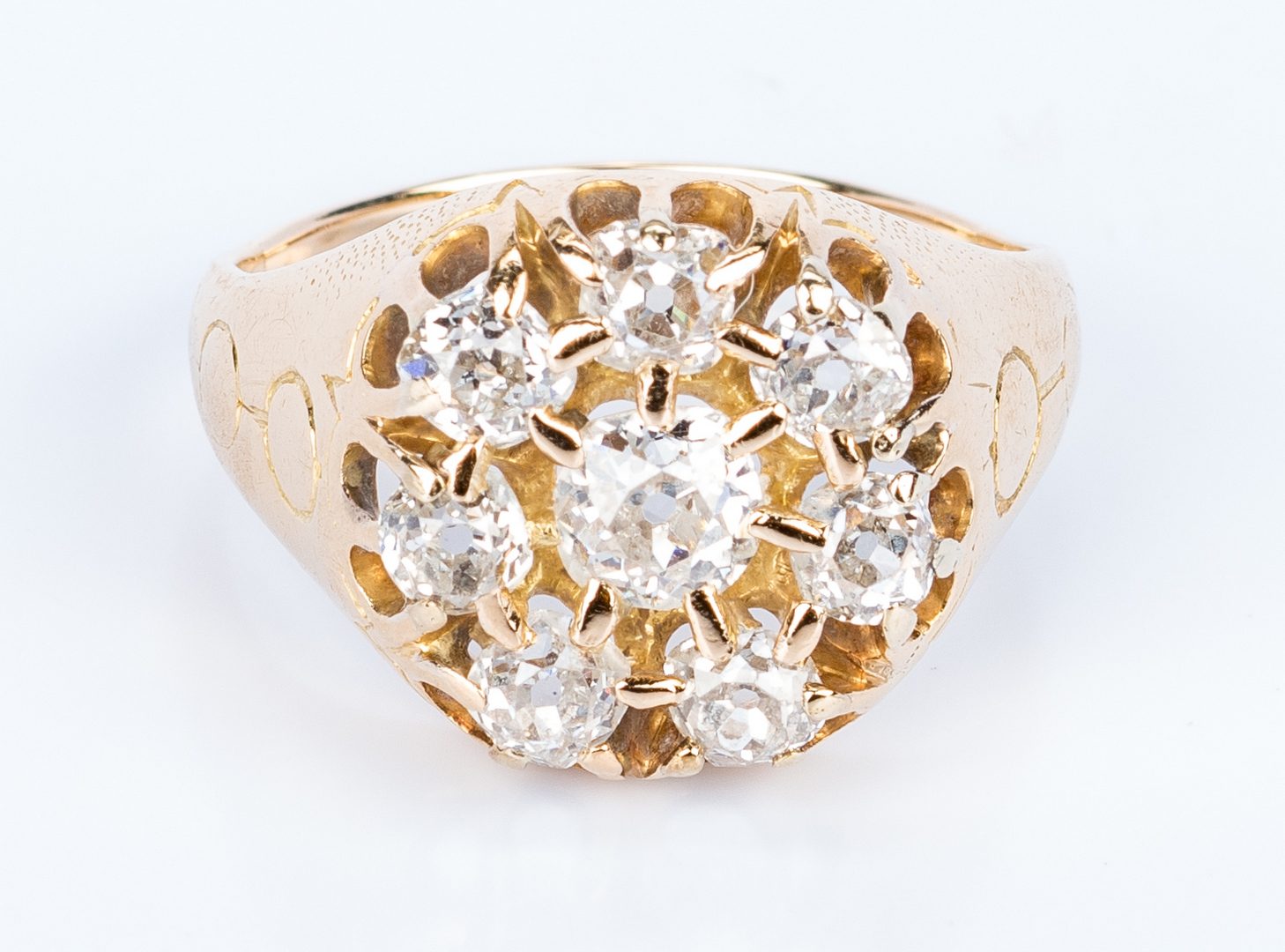 Lot 30: Vintage 14K Yellow Gold Diamond Ring