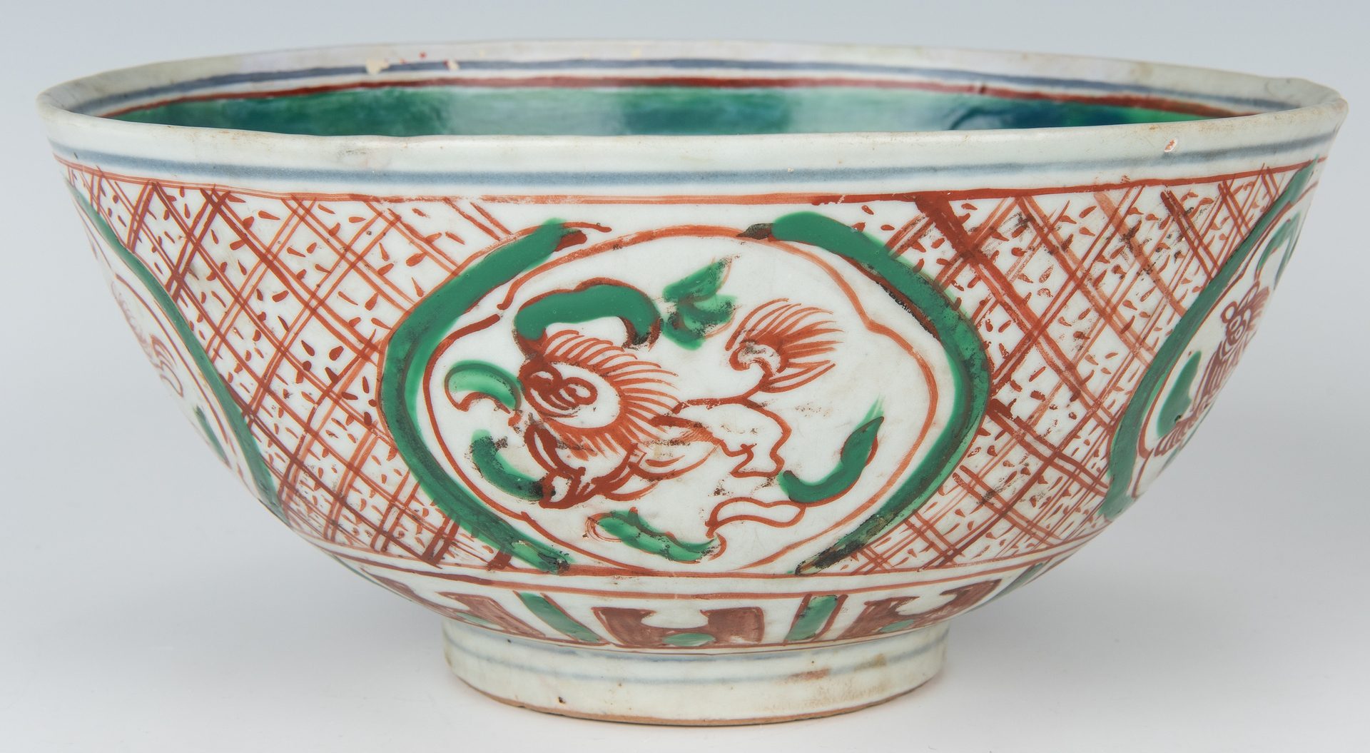 Lot 318: 5 Chinese Porcelain Bowls, Wucai & Ming