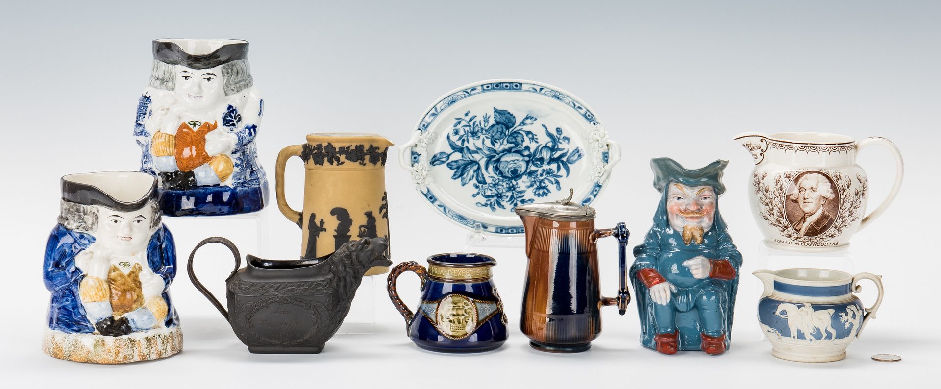 Lot 330: 10 Assorted English Ceramic Items, incl. Wedgwood