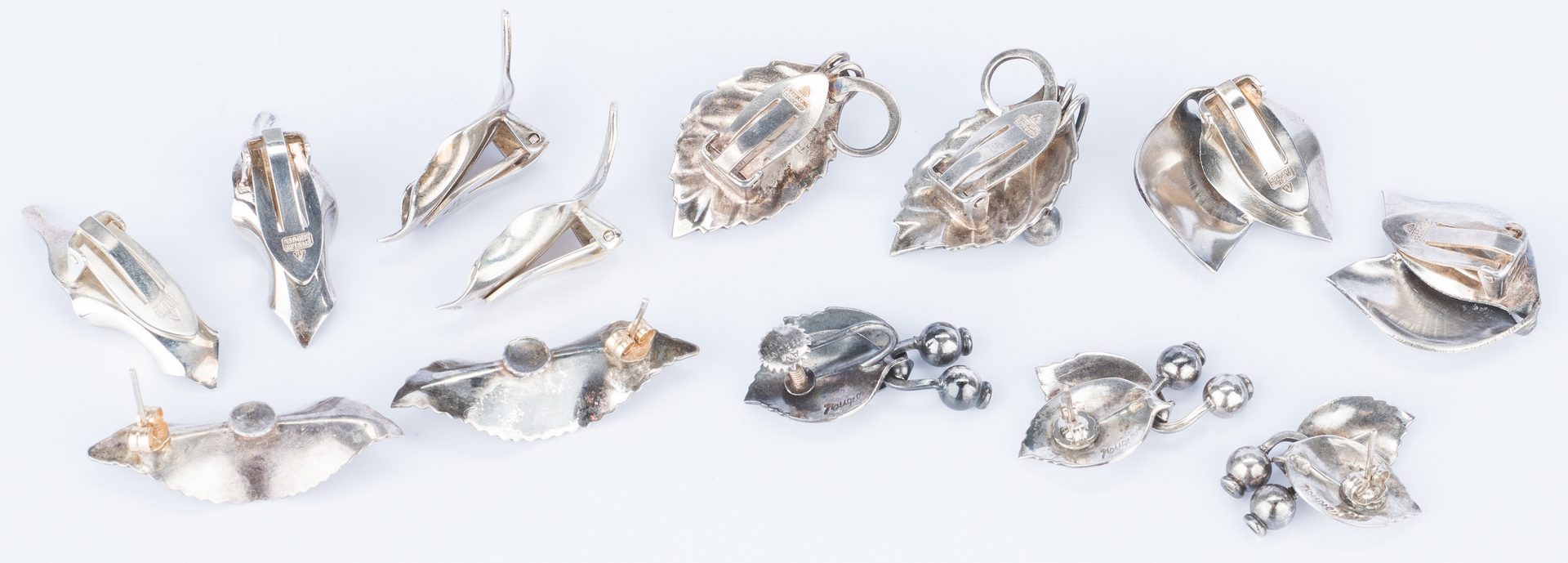 Lot 33: Anton Michelsen Danish Sterling Jewelry, 32 items