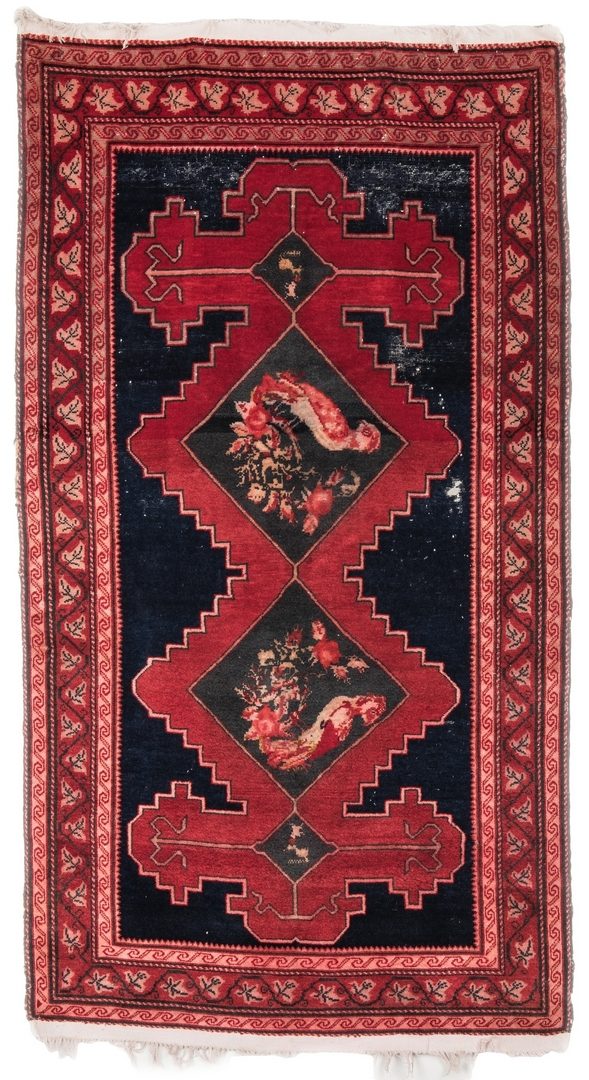 Lot 397: Karagagh area rug, 6'2" x 3'6"