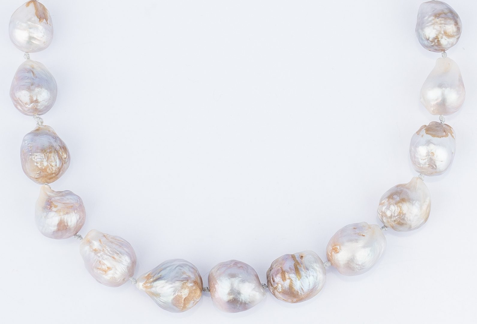 Lot 176: Dia. Baroque Pearl Necklace/Earring Set