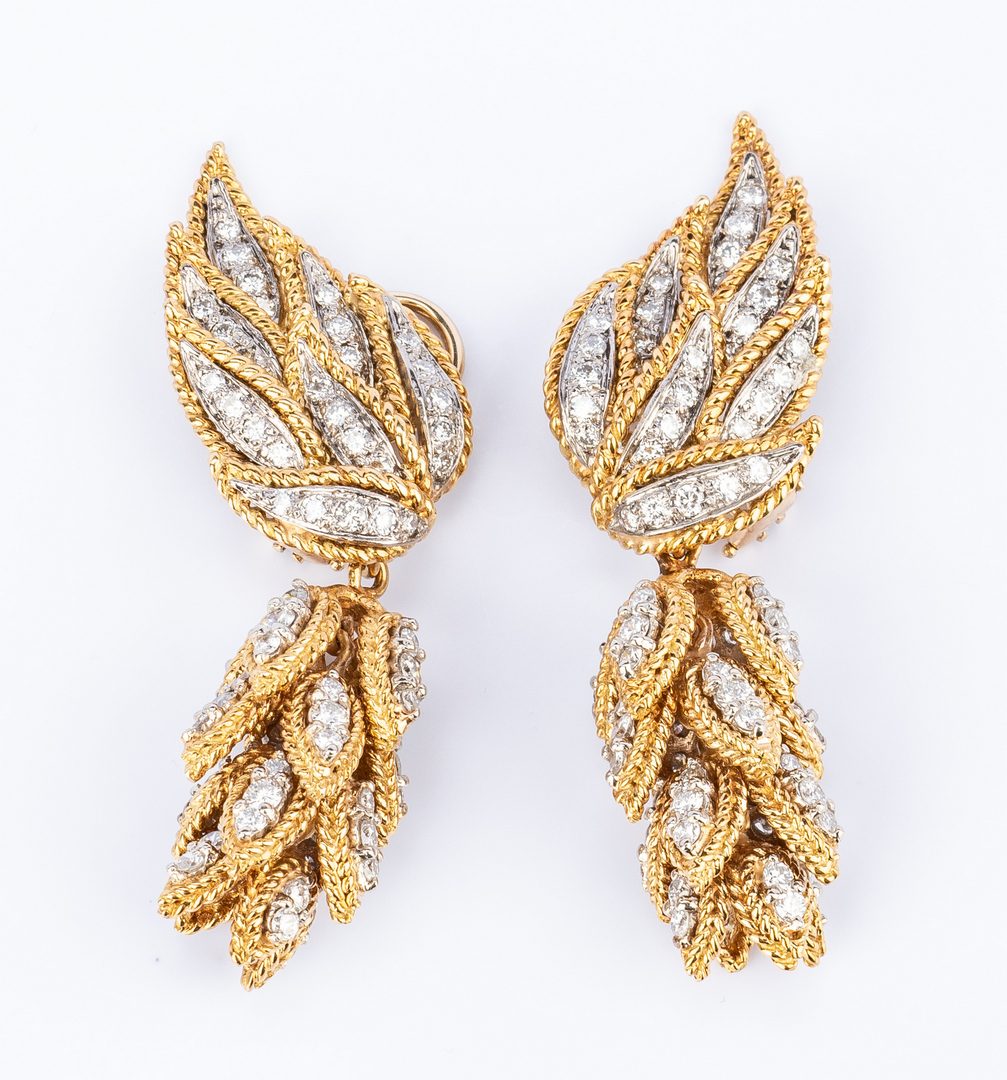 Lot 179: 18K Diamond Petal Earrings in 2 parts