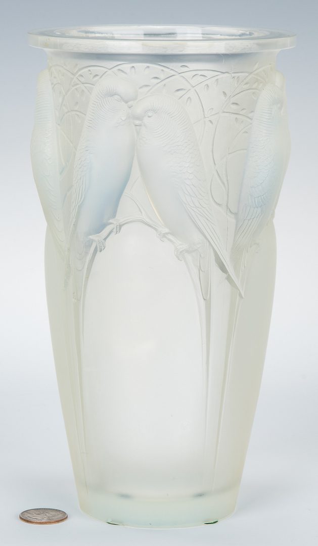 Lot 493: R. Lalique Opalescent Glass Ceylan Vase