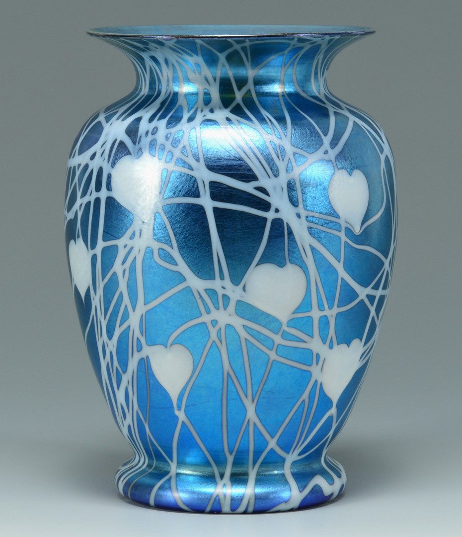 Lot 499: Durand Glass Hanging Heart Design Vase