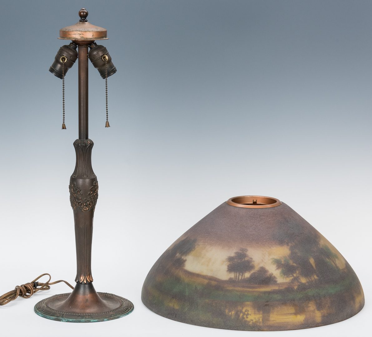 Lot 513: Handel Table Lamp, Jefferson Chipped Ice Shade