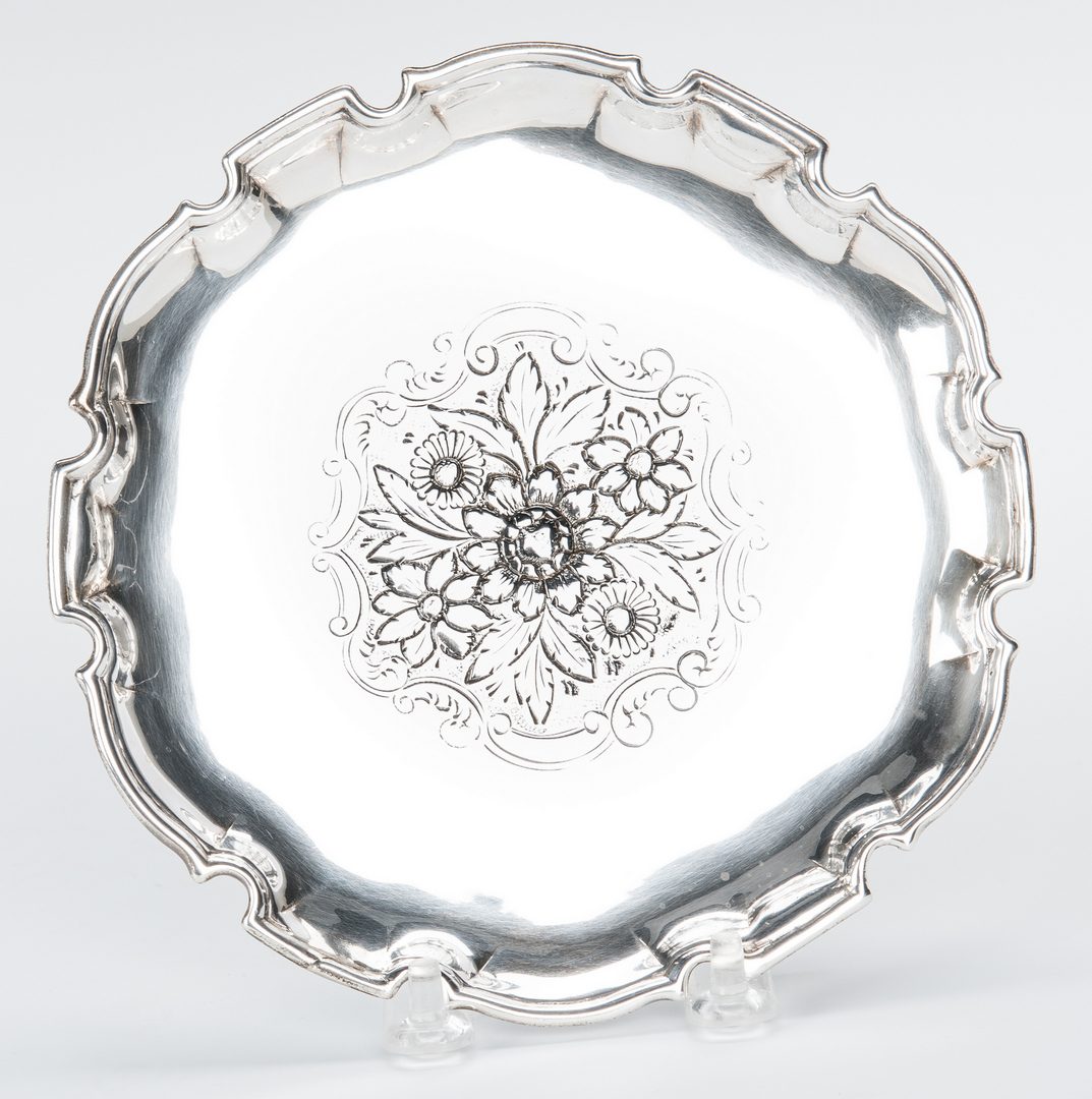 Lot 659: 3 Small Sterling Silver Trays