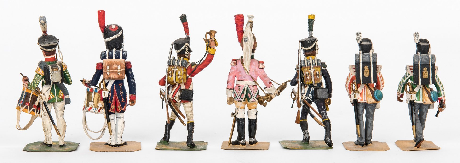 Lot 696: 46 Soldier Figurines, English & French
