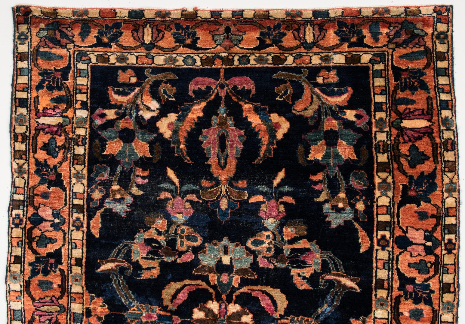 Lot 745: Antique Persian Sarouk Rug, 4'6" x 3'5"