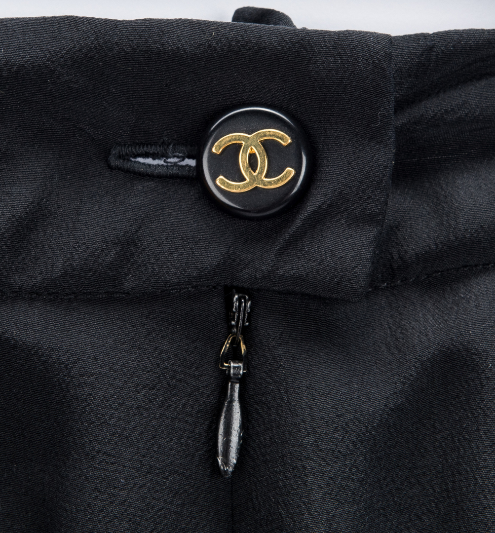 Lot 748: 4 Vintage Chanel Fashion Items | Case Auctions
