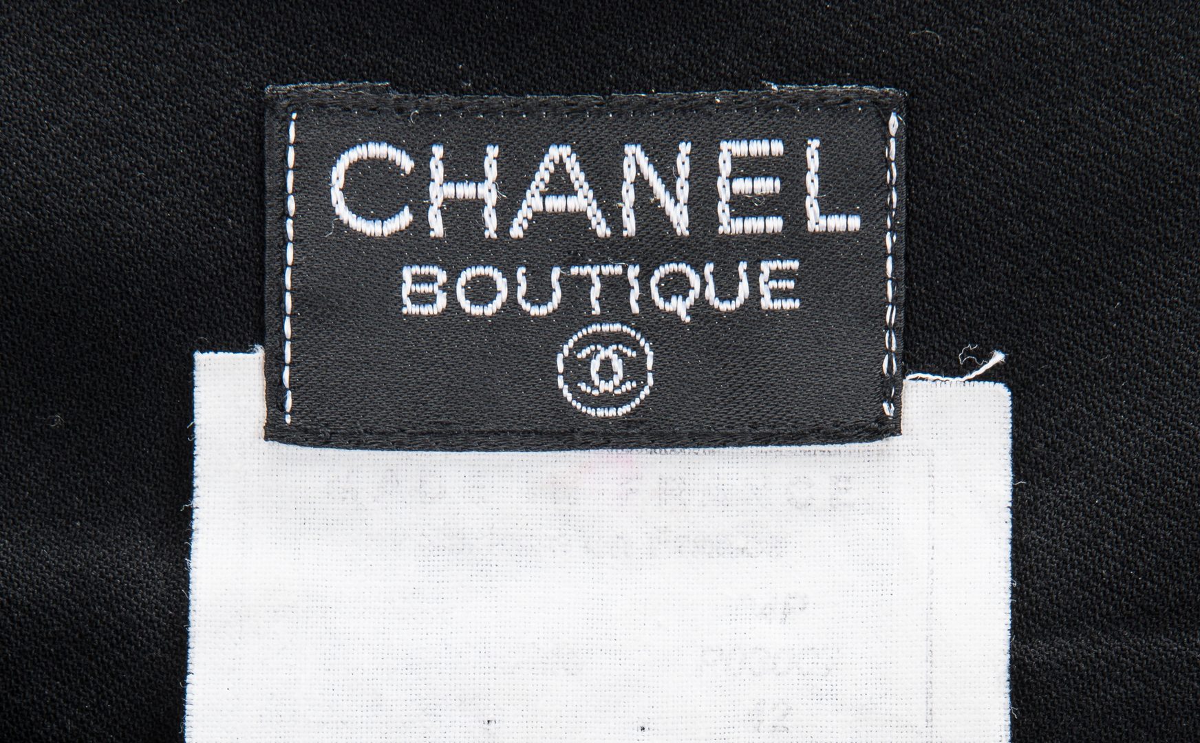Lot 748: 4 Vintage Chanel Fashion Items