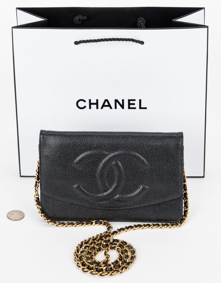 Lot 753: Chanel Caviar Wallet/Crossbody on Chain