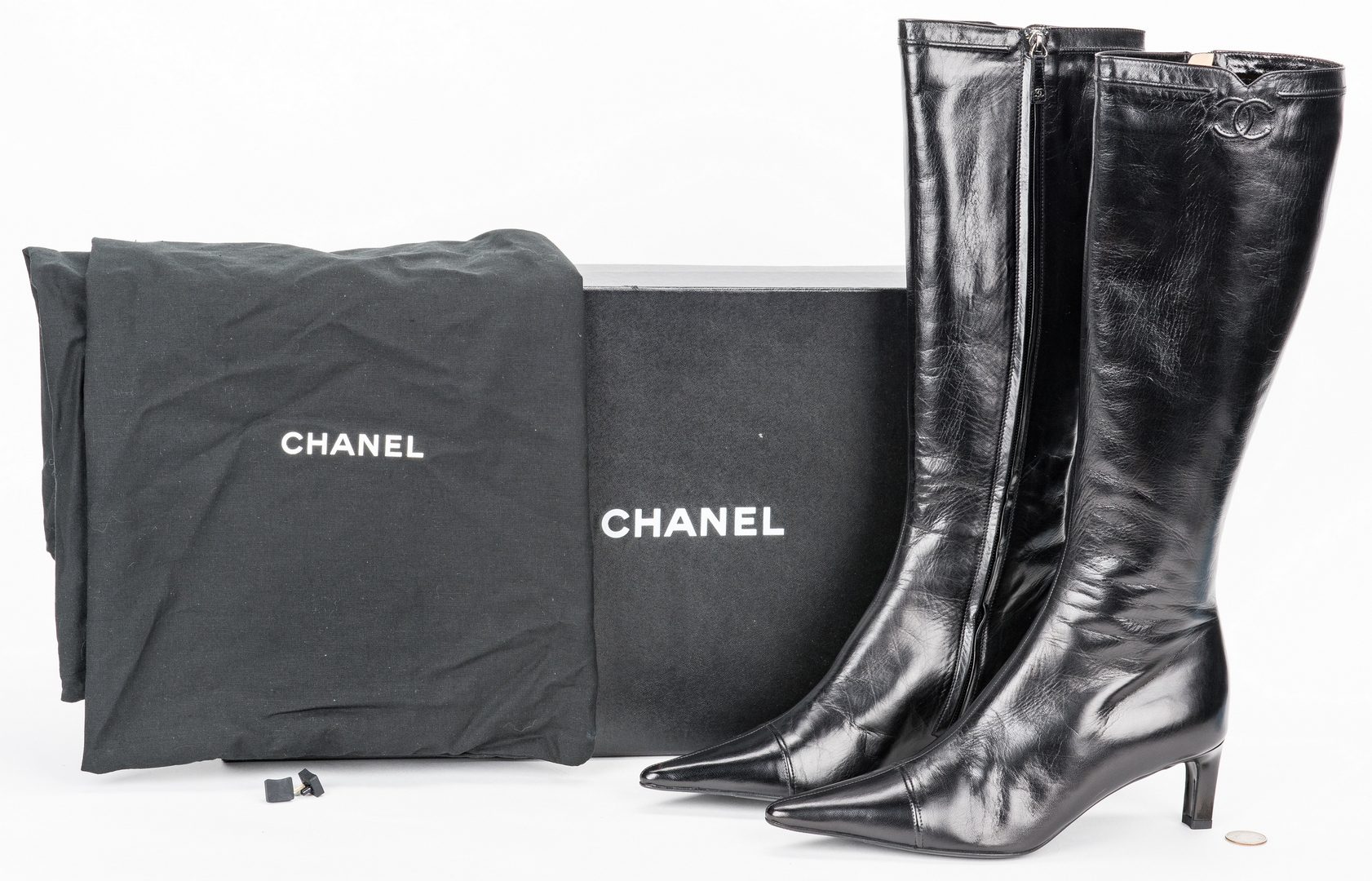 Lot 353: New Chanel Ladies Black Leather Boots & 5 Fashion Belts