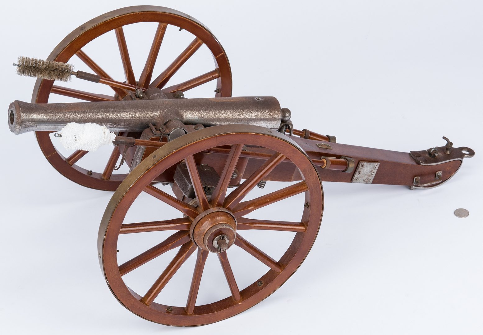 Lot 401: Spanish 20th Cent. Model Signal Cannon