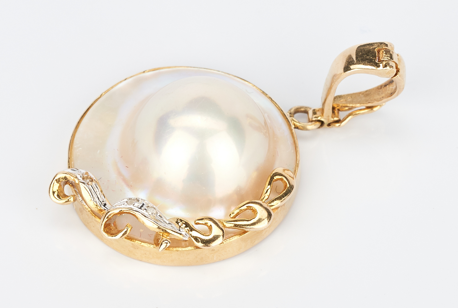 Lot 1014: 3 Gold & Gemstone Items, incl. Diamond & Pearl