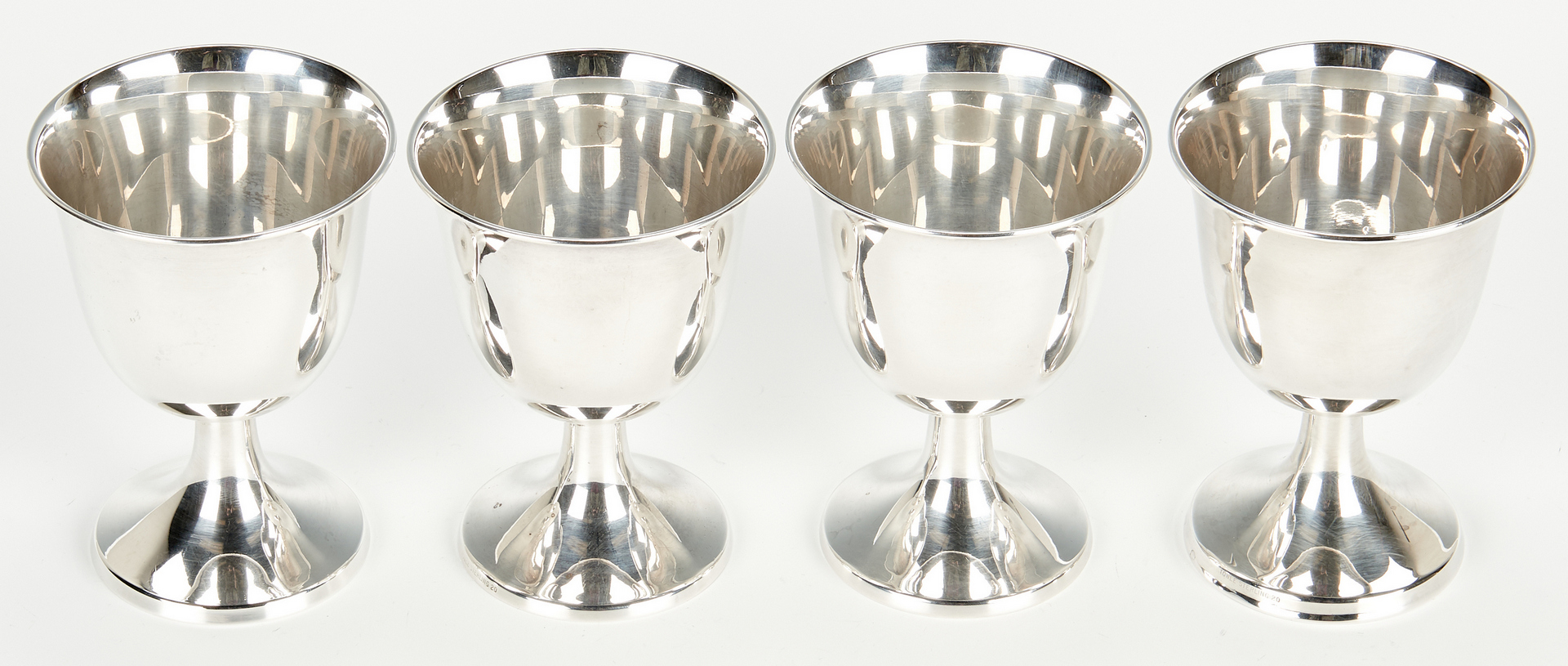 Lot 1036: 8 Towle Small Sterling Silver Wine Goblets