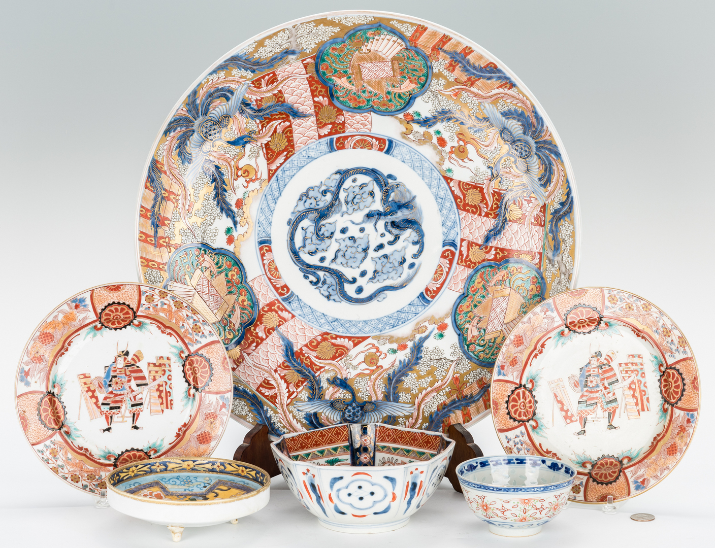 Lot 10: 6 Japanese Porcelain Items, incl. Imari Charger