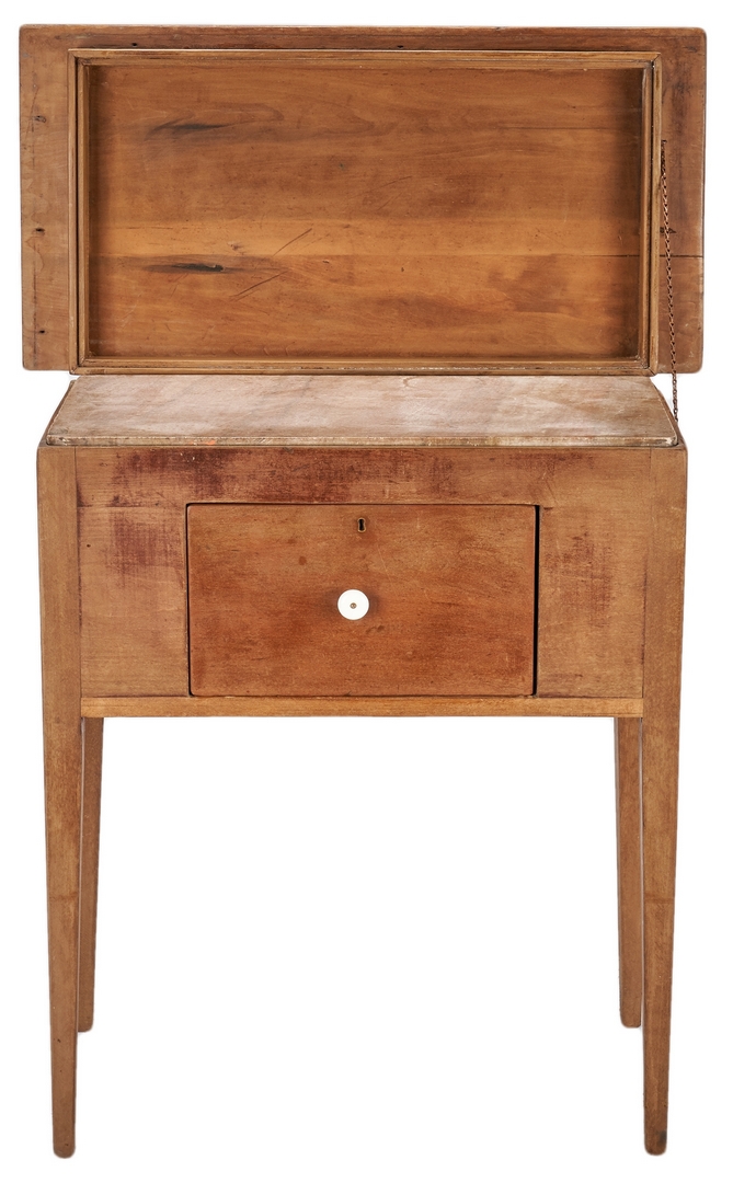 Lot 154: Southern Biscuit Table/Huntboard