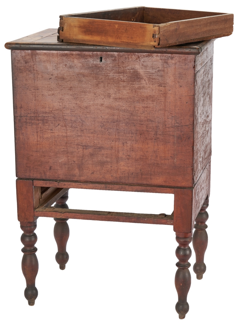 Lot 160: Middle TN Sugar Chest
