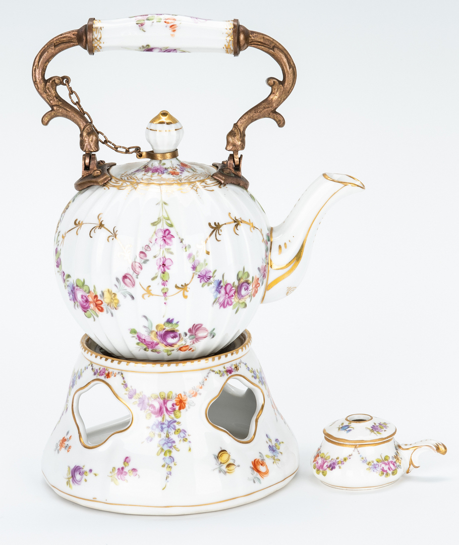 Lot 254: Royal Vienna Wagner Signed Vase and KPM Tea Pot