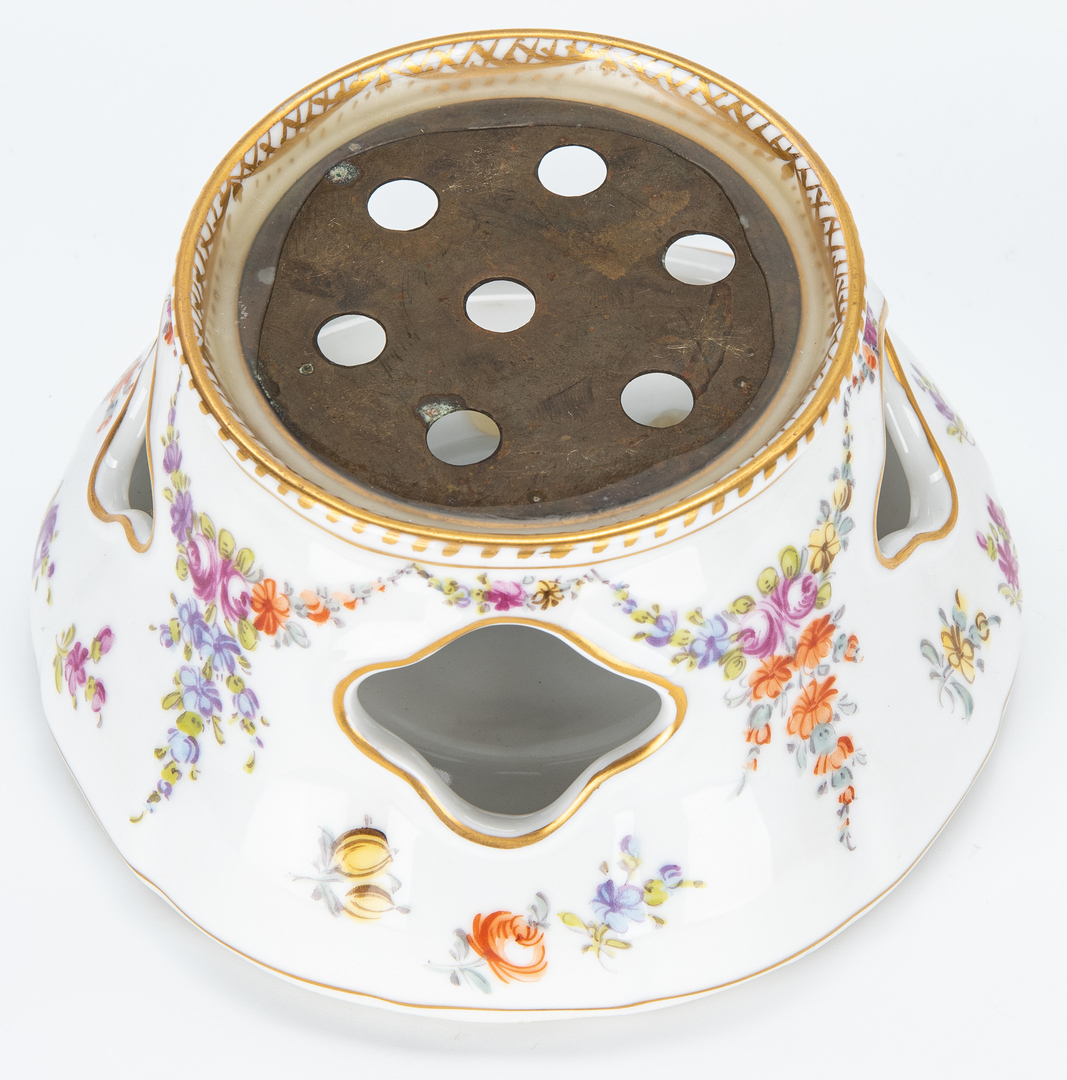 Lot 254: Royal Vienna Wagner Signed Vase and KPM Tea Pot