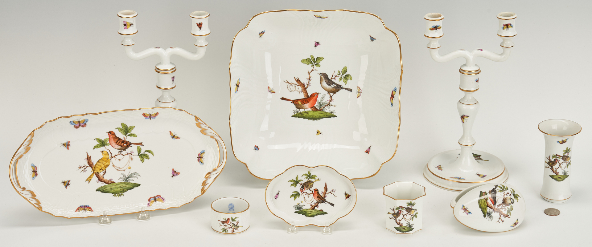 Lot 264: Herend Porcelain Serving Pieces & Accessories, 13 items
