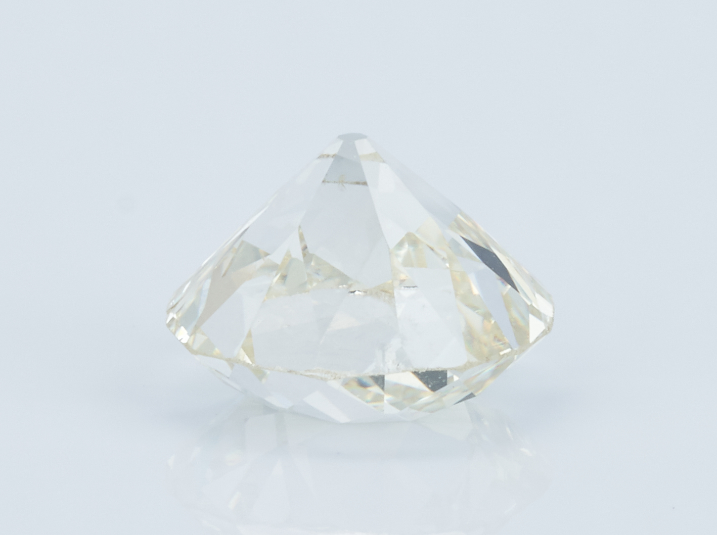 Lot 29: 2.13 CTW Mine Cut Diamond Ring, GIA (VS1, K)