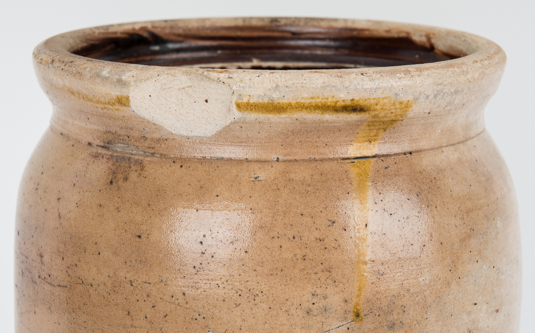 Lot 406: West TN Pinson Pottery Jar