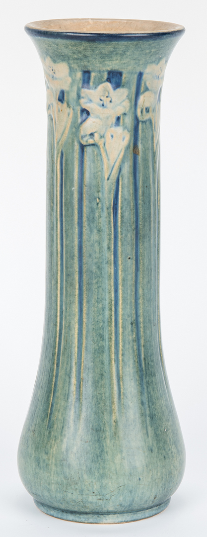Lot 495: Newcomb College Vase, Anna Francis Simpson Artist