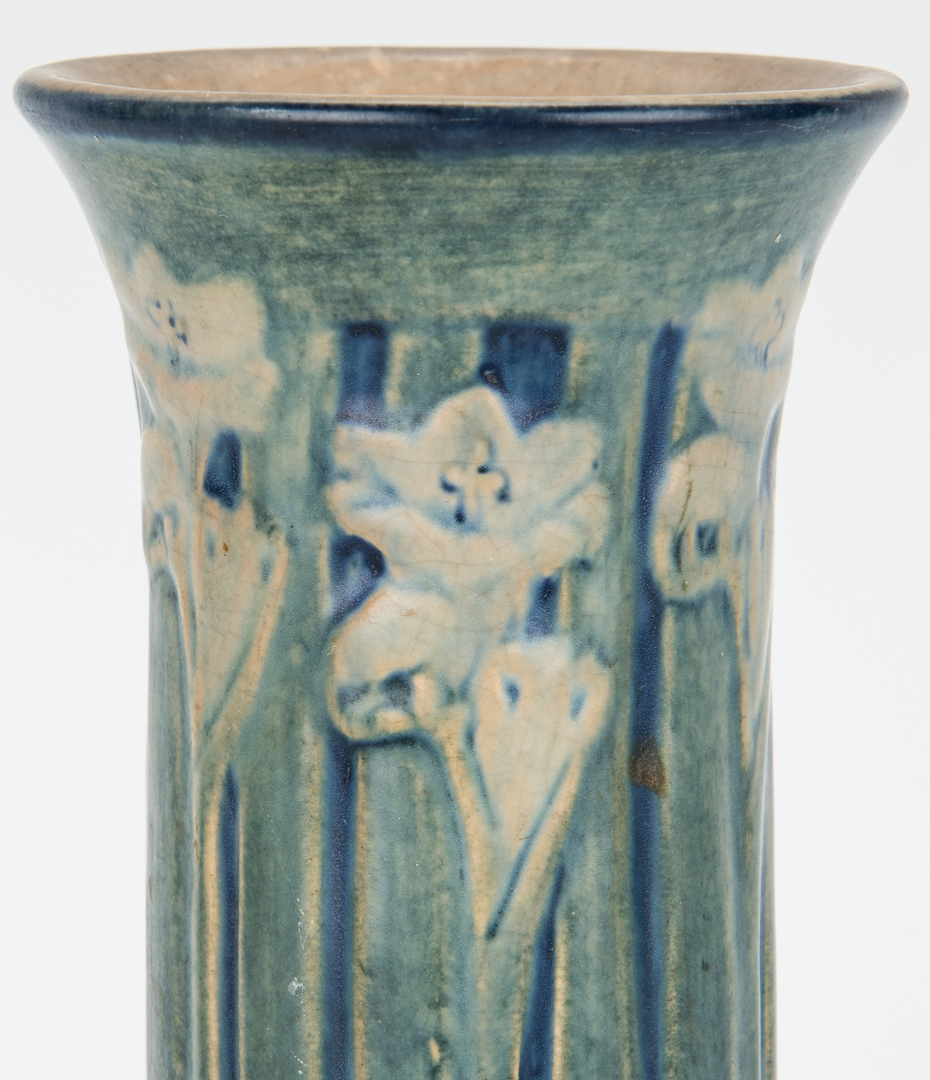 Lot 495: Newcomb College Vase, Anna Francis Simpson Artist