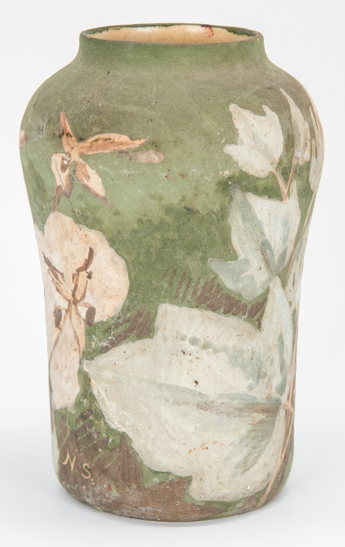 Lot 503: Important TN Nonconnah Pottery Vase