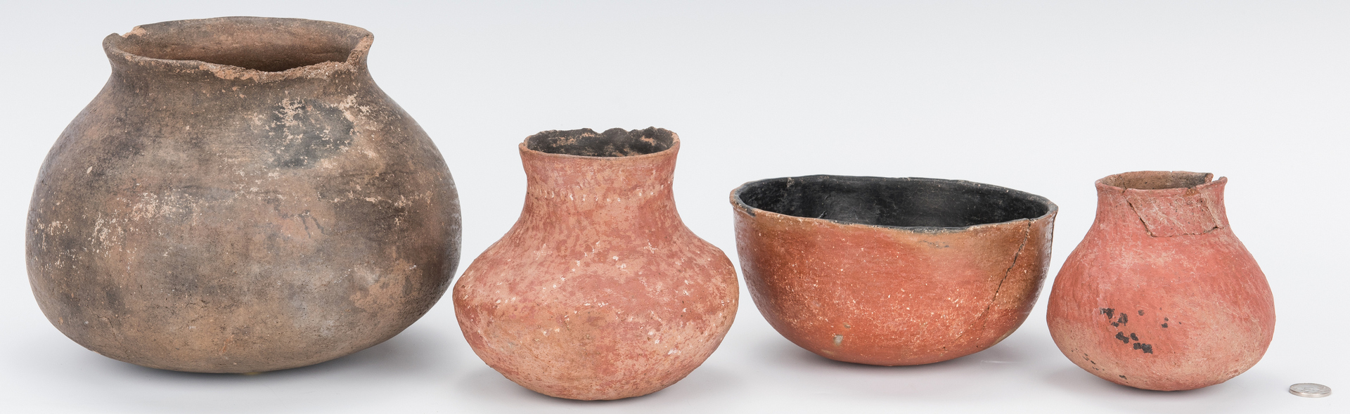 Lot 588: 5 Native American Pottery Pots, Salado & Gila Rive