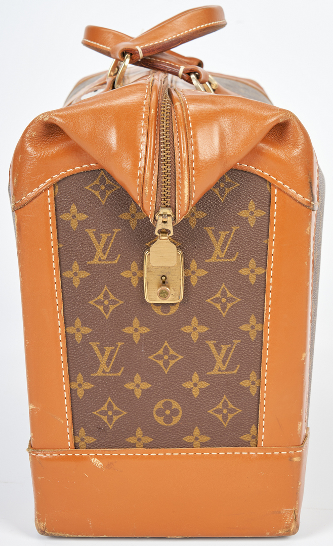 Lot 705: Louis Vuitton Shoe Bag