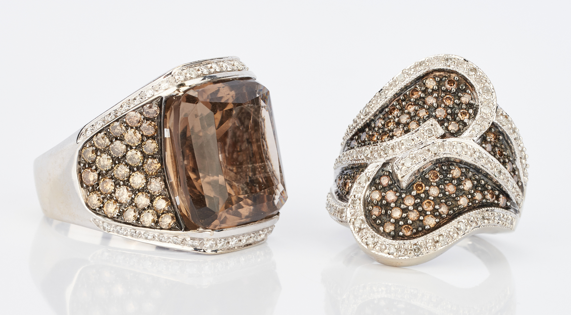 Lot 722: 2 Gold & Colored Gemstone Rings, incl. David Morris