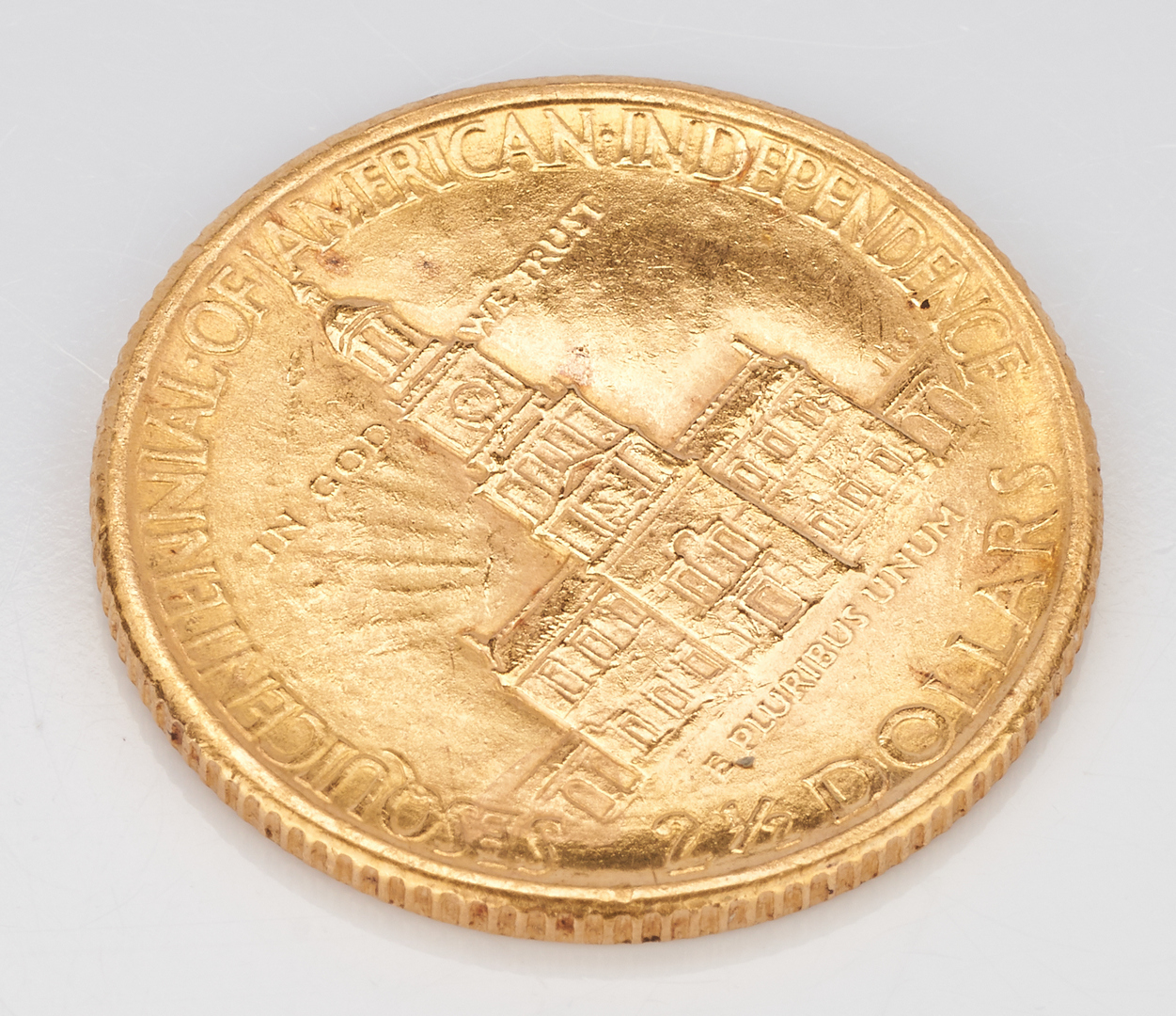 Lot 736: 1926 $2.50 U.S. Sesquicentennial Gold Coin, Philadelphia Mint