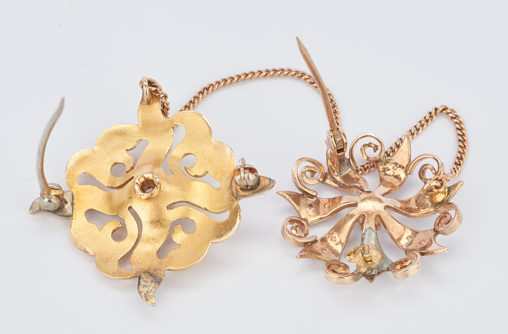 Lot 773: 3 Victorian Gold & Diamond Ladies Pins