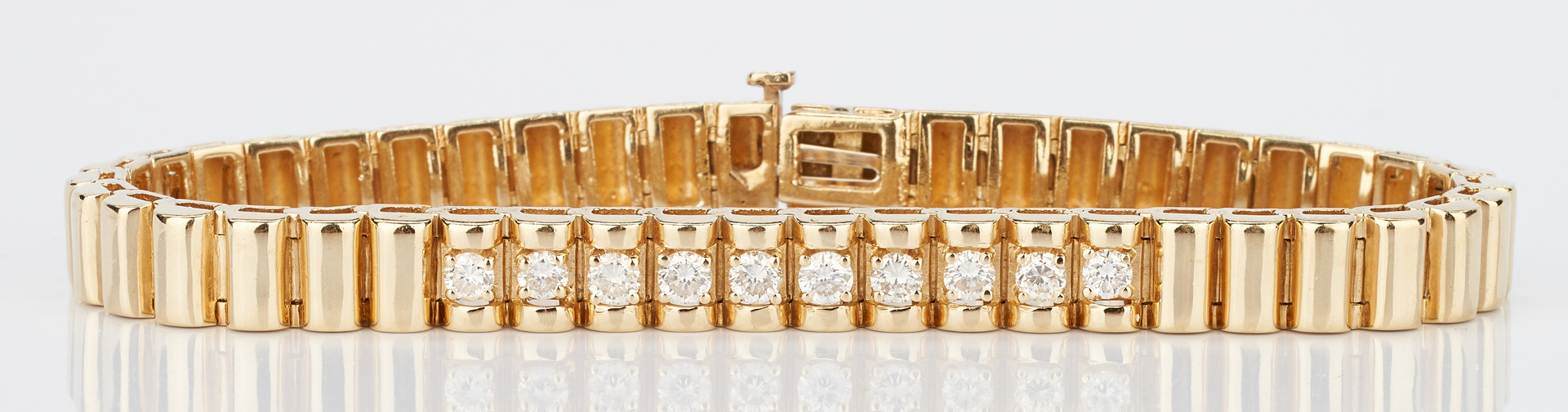 Lot 782: Ladies 14K Gold & Diamond Bracelet